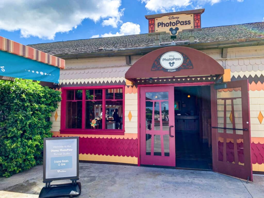 Exterior view of the Disney Photo Pass