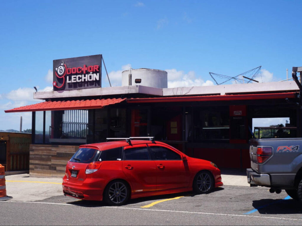 Exterior view of the Doctor Lechón
