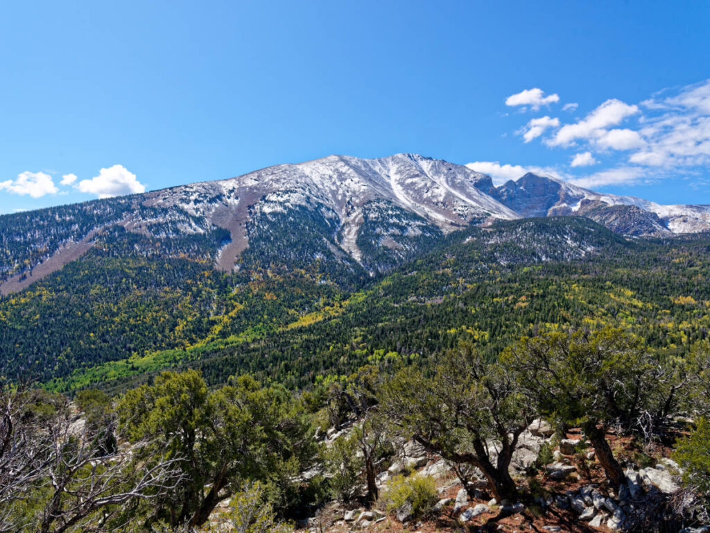 Blue sky over the Doso Doyabi in Nevada