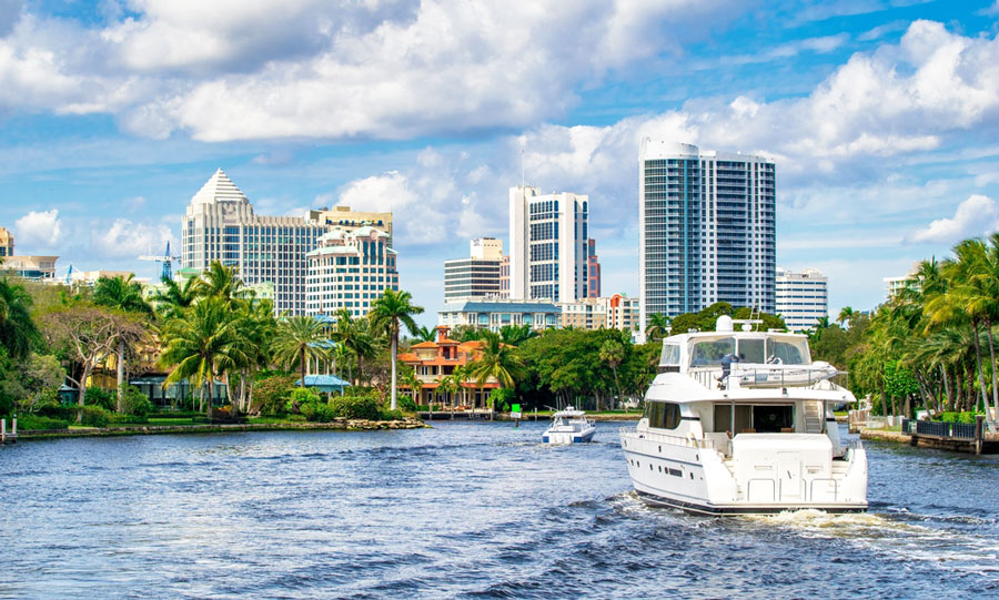 View of boats on the Fort Lauderdale Canals during a sunny day