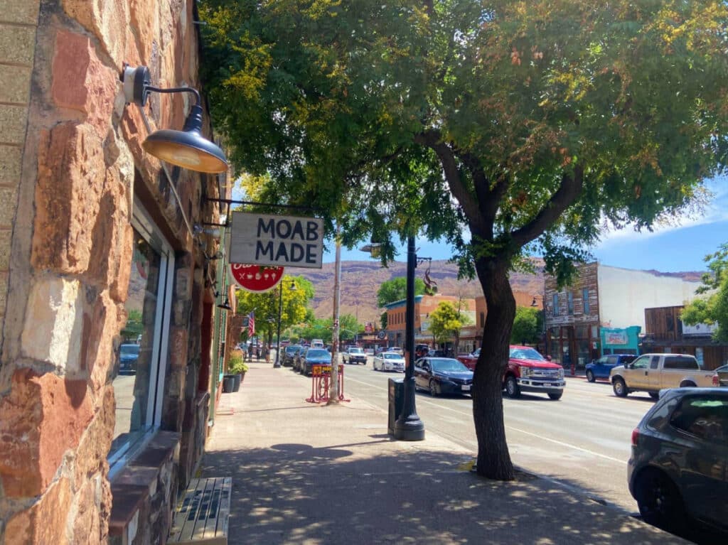 Cars on the main street of Downtown Moab