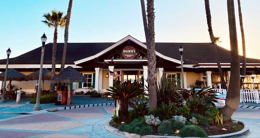 The Duke’s Huntington Beach from the outside