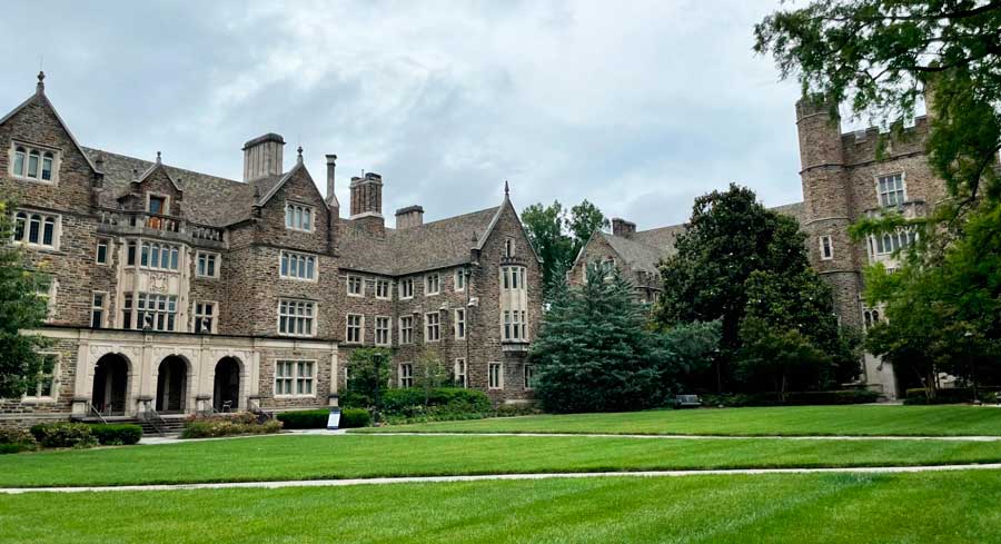 Old buildings inside the Duke University