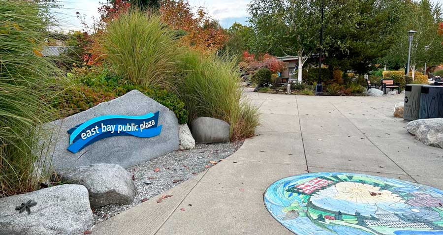 View of a East Bay Public Plaza signage