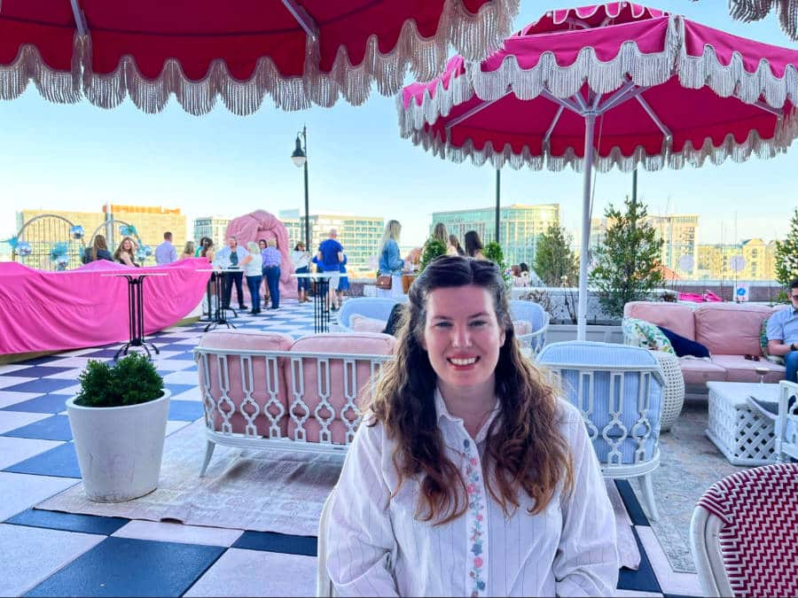 The author Elizabeth at the rooftop terrace of White Limozeen