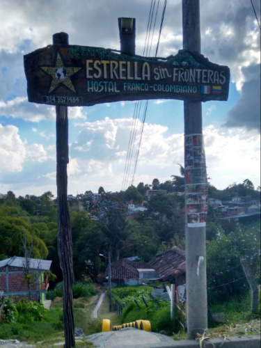 View of the Estrella Sin Fronteras Sign