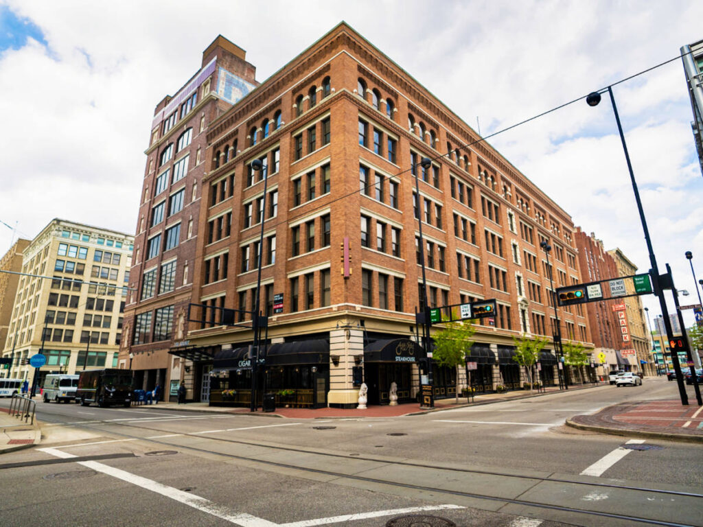 Exterior view of the 700 Walnut Street from across the street in Downtown Cincinnati