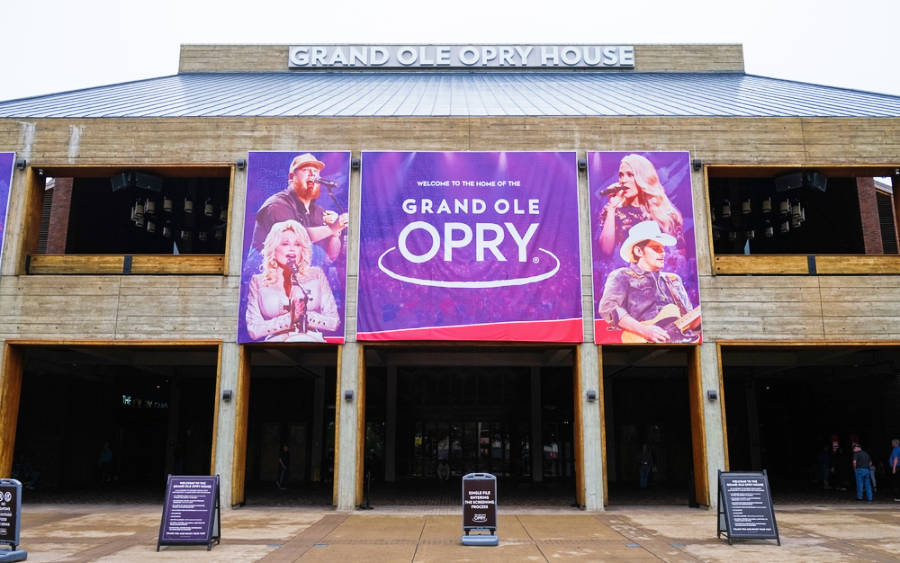 View outside the Grand Ole Opry House
