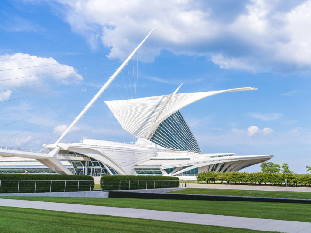 The Milwaukee Art Museum building from the outside