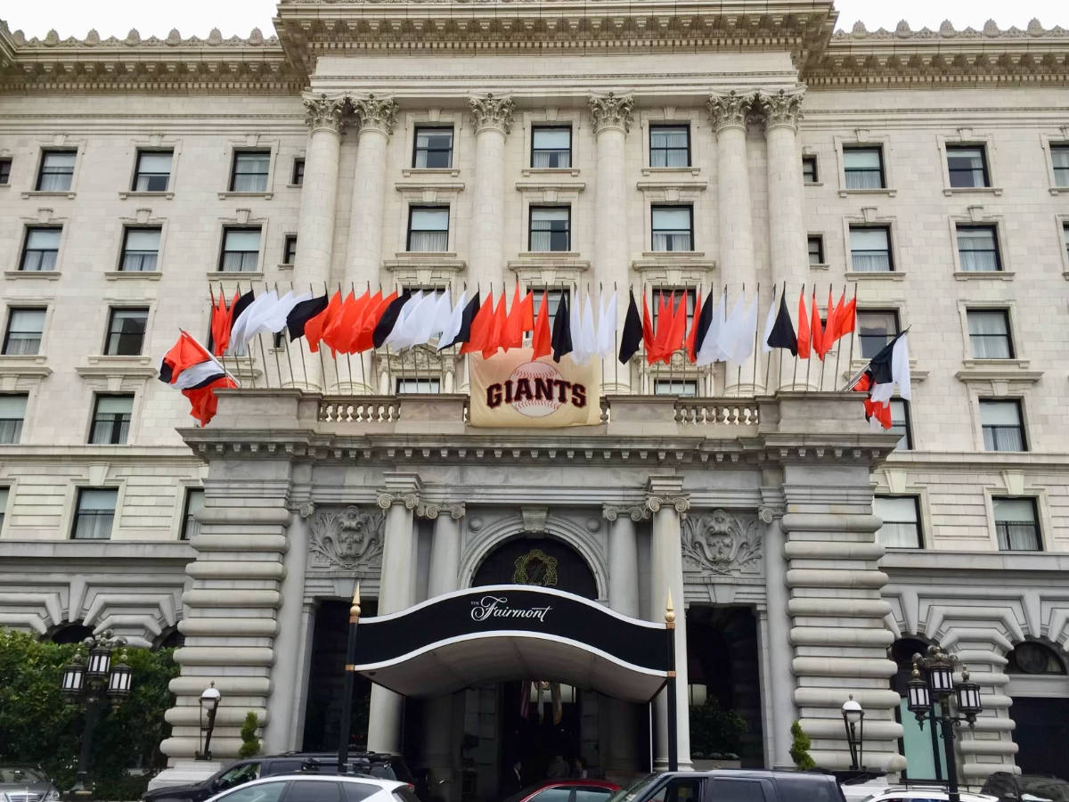 The Fairmont San Francisco building from the outside