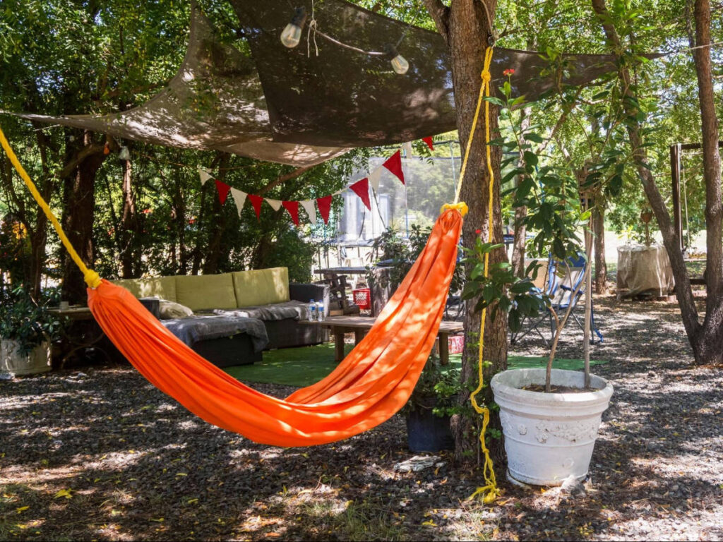 A hammock on the Finca Higuaca camping site
