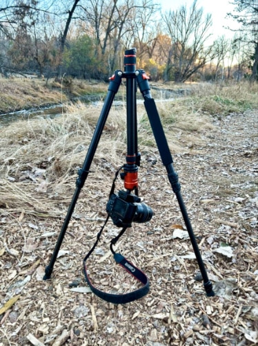 A DSLR shooting the foreground using the GEEKOTO 77’’ Tripod