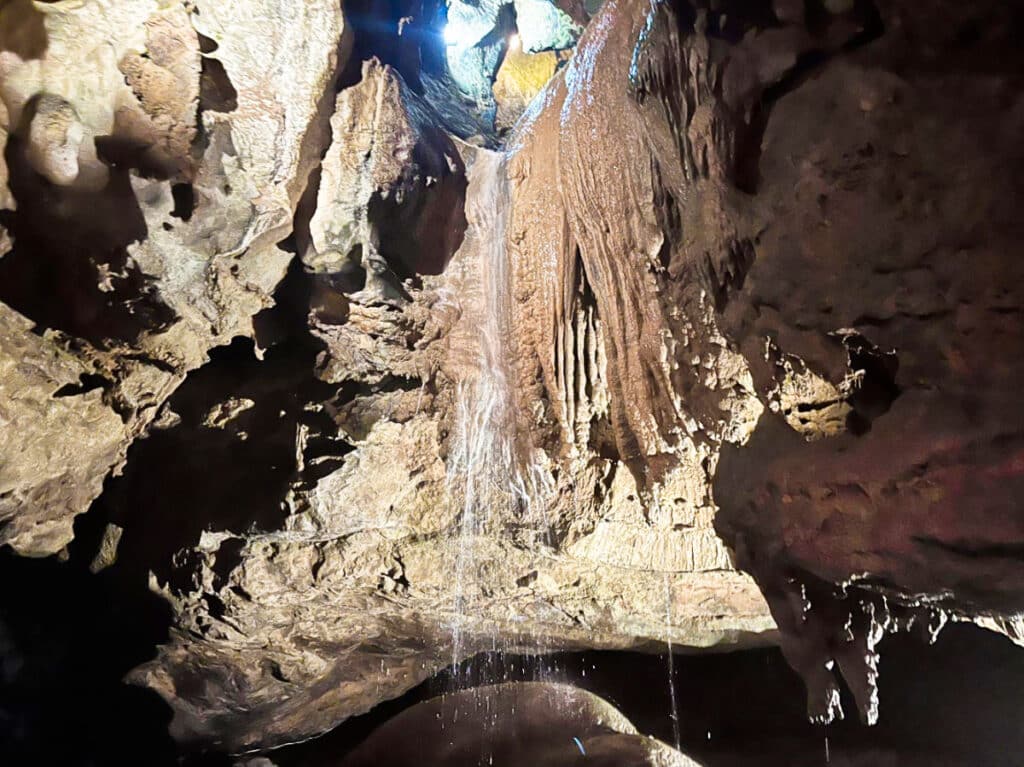 View of the cave formations inside the Tuckaleechee Caverns