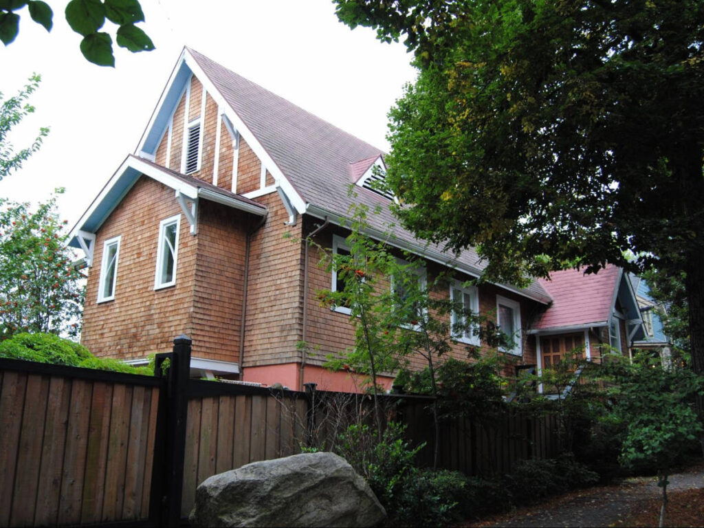 View of the Fountain Chapel from the outside