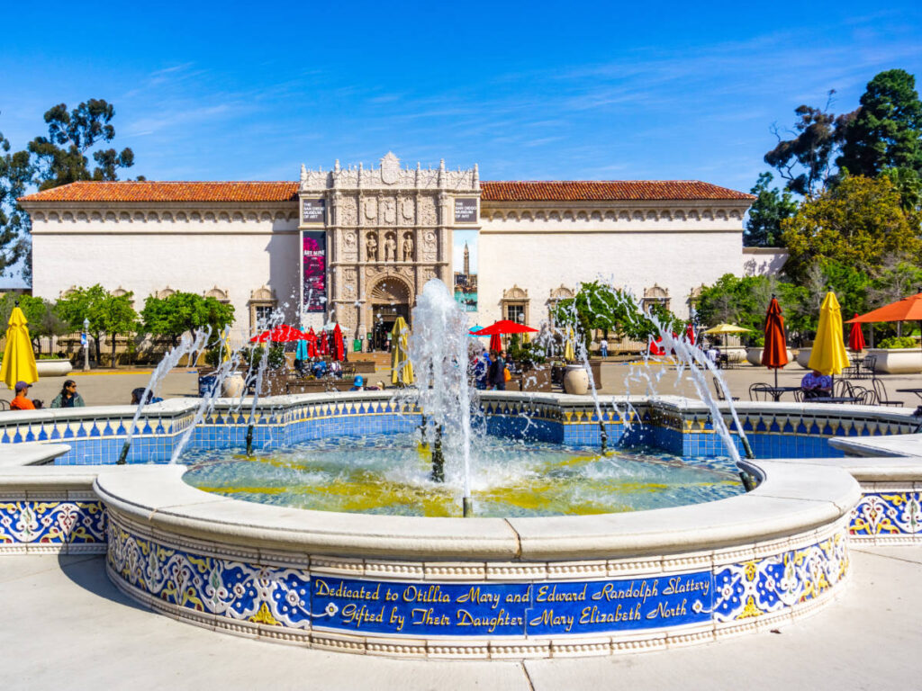 A water fountain at the San Diego Museum of Art