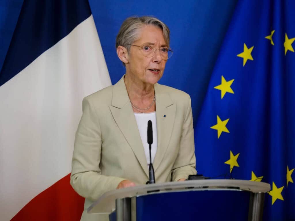 The French Prime Minister Elisabeth Borne during a meeting about the bedbugs