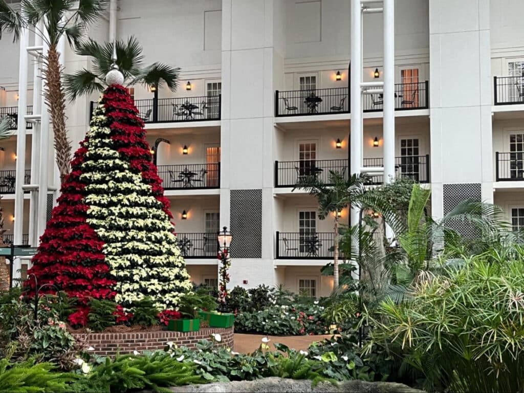 A Christmas tree at the Gaylord Opryland Resort