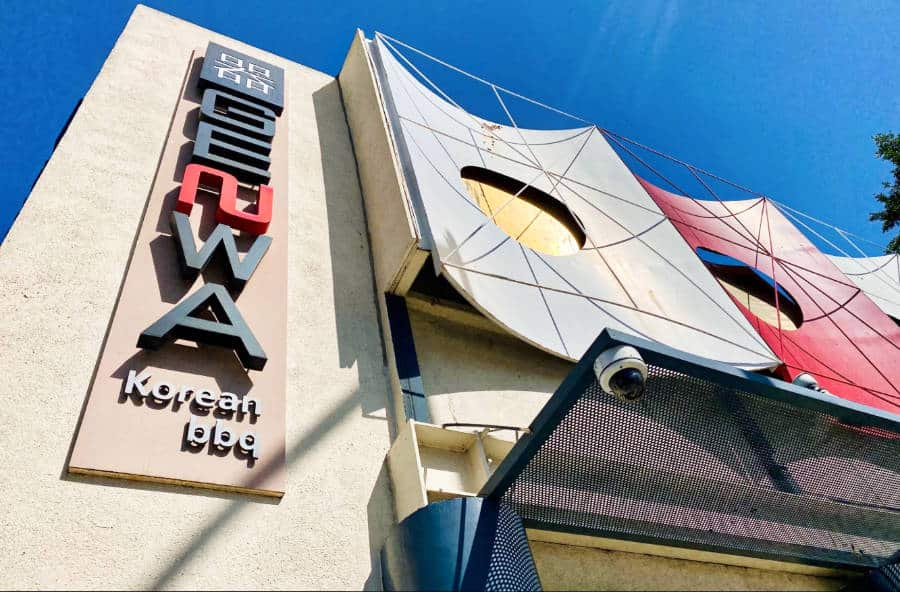 Exterior view of the Korean barbecue restaurant Genwa