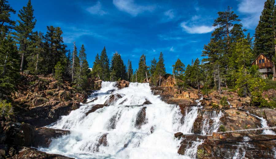 The Glen Alpine Falls under the clear blue sky