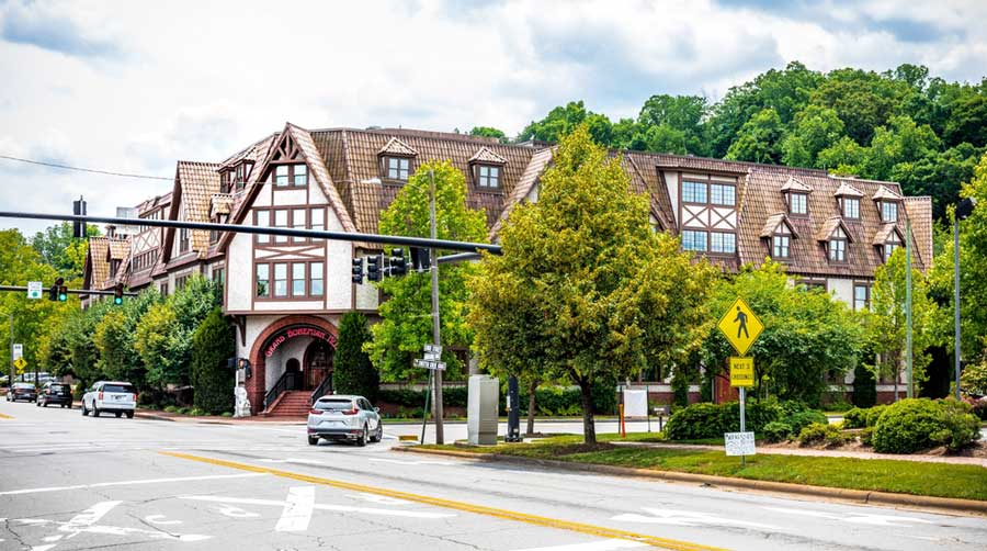 The Grand Bohemian Hotel Asheville from the outside