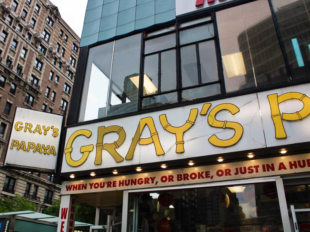 The Gray's Papaya store from the outside