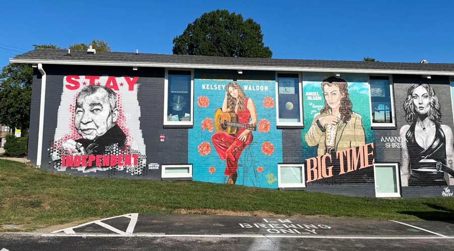 Murals in the building of Grimey's New & Preloved Music