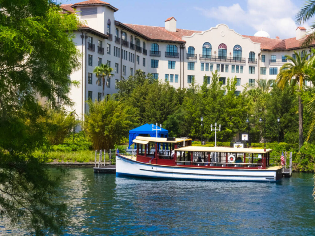 The Water transport to park of Universal Studio at Hard Rock hotel in Orlando