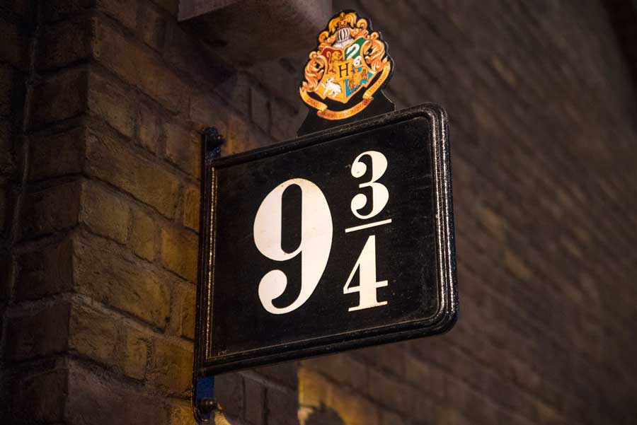 The King's Cross platform in the Warner Bros. Harry Potter Studio