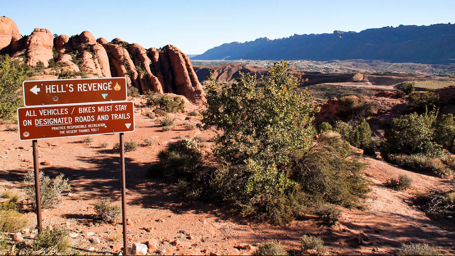View of the trail signage of Hell's Revenge in the Sandflats area in Moab