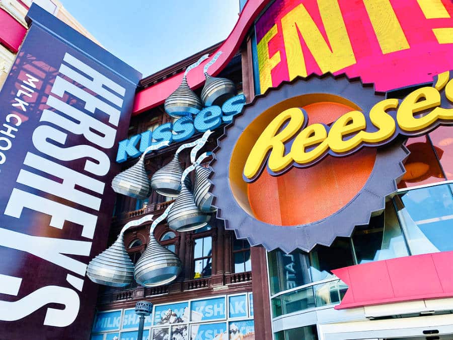 Exterior view of the Hershey’s Chocolate World building with different massive chocolate designs