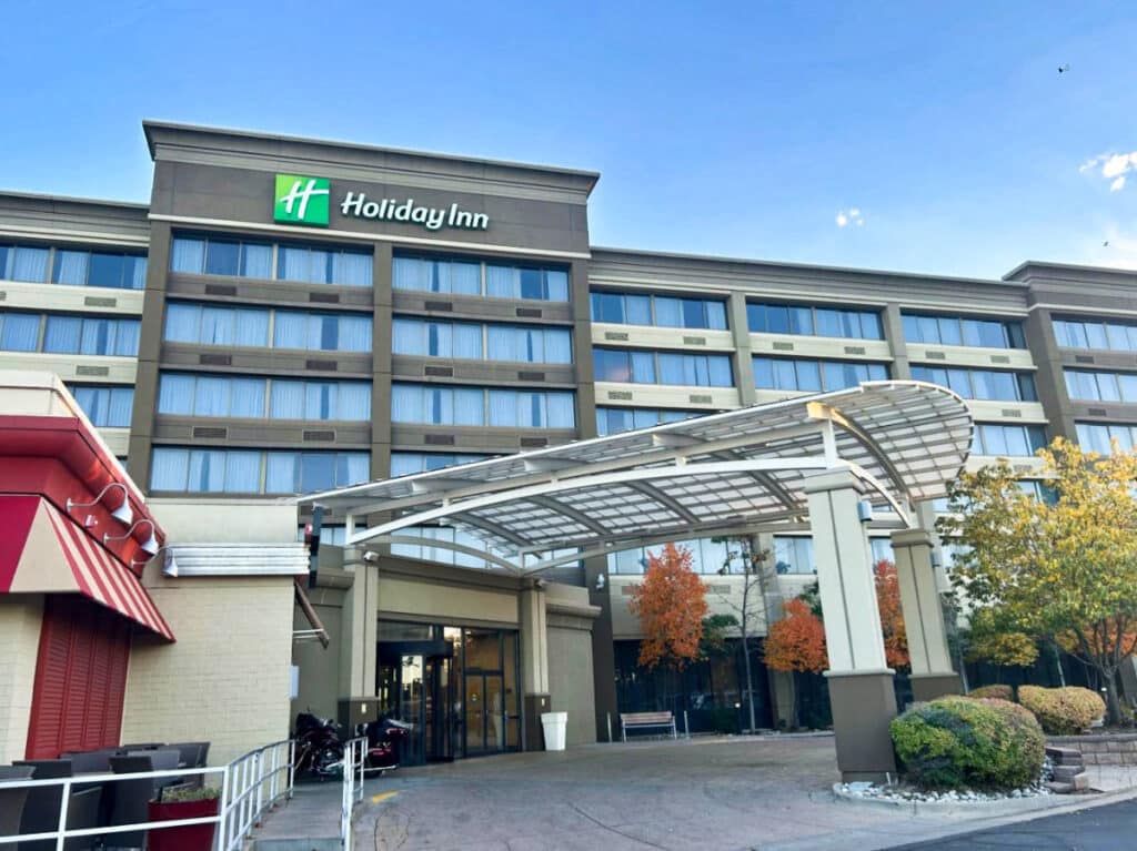 Exterior view of the Holiday Inn in the Academy Park neighborhood