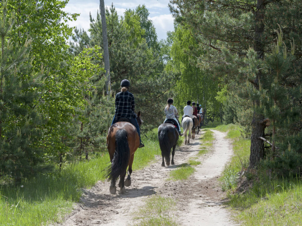 People enjoying horseback riding in Leavenworth, Washington