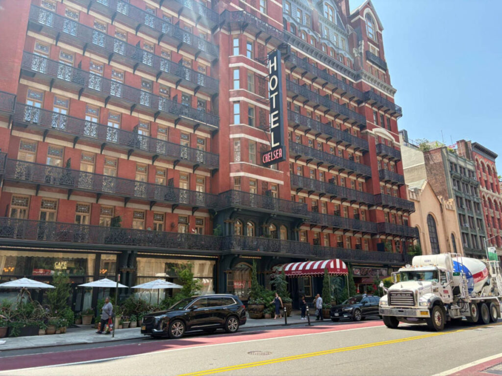 View outside Hotel Chelsea