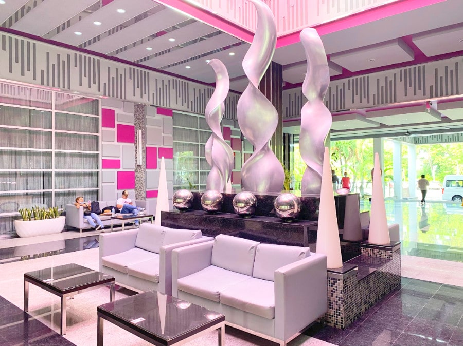 View of the lobby in Hotel Riu Yucatan