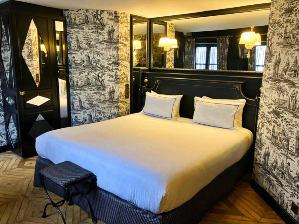 View of the bedroom inside the Hôtel de Joséphine Bonaparte