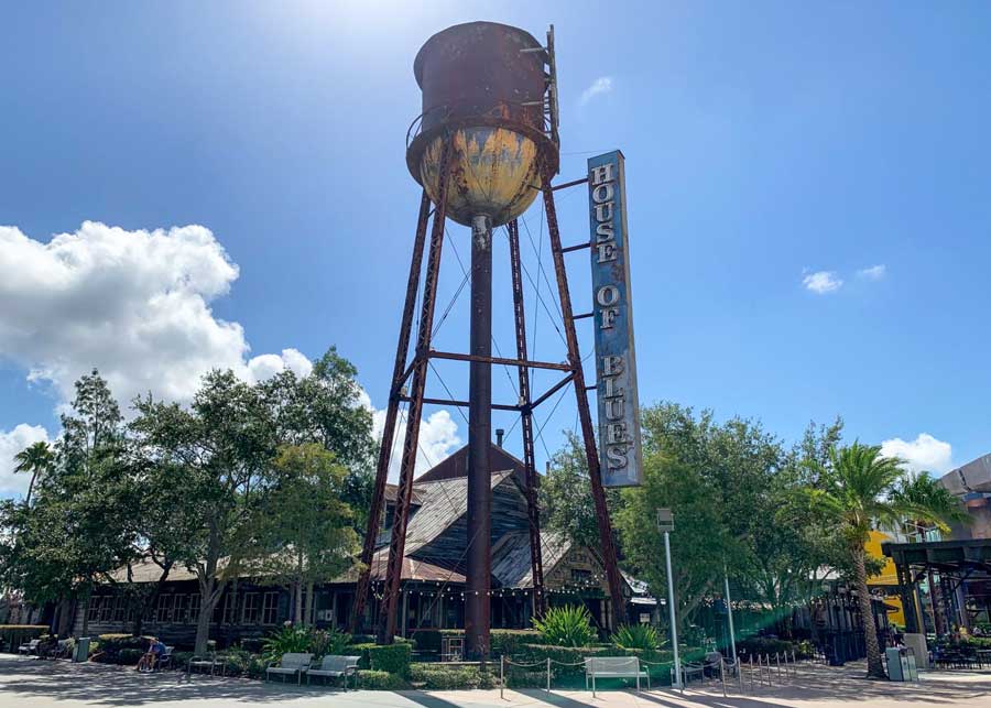 View from the outside of House of Blues