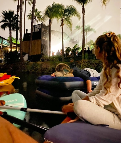 View of people enjoying a concert in Humphrey’s By The Bay