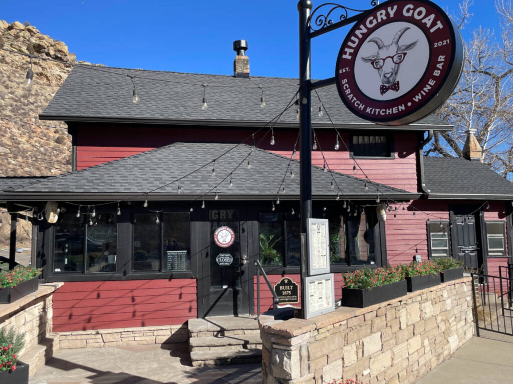 View of the Hungry Goat Scratch Kitchen & Wine Bar from the outside