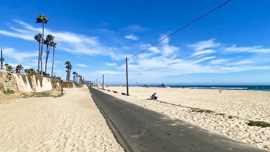 Scenic view of Huntington Beach from the beach bike path