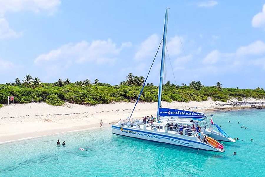 A sail boat used for the Icacos Catamaran Day Sail