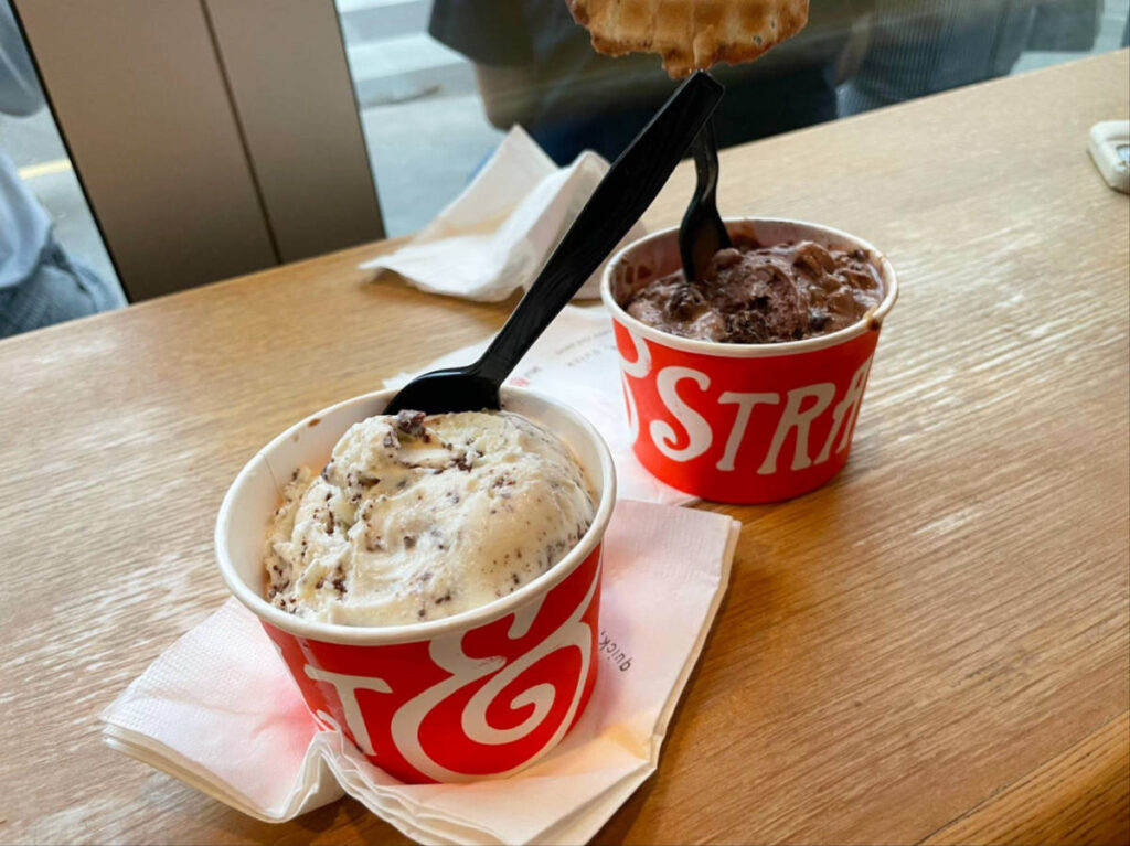Two flavored ice creams on the cup at Salt & Straw