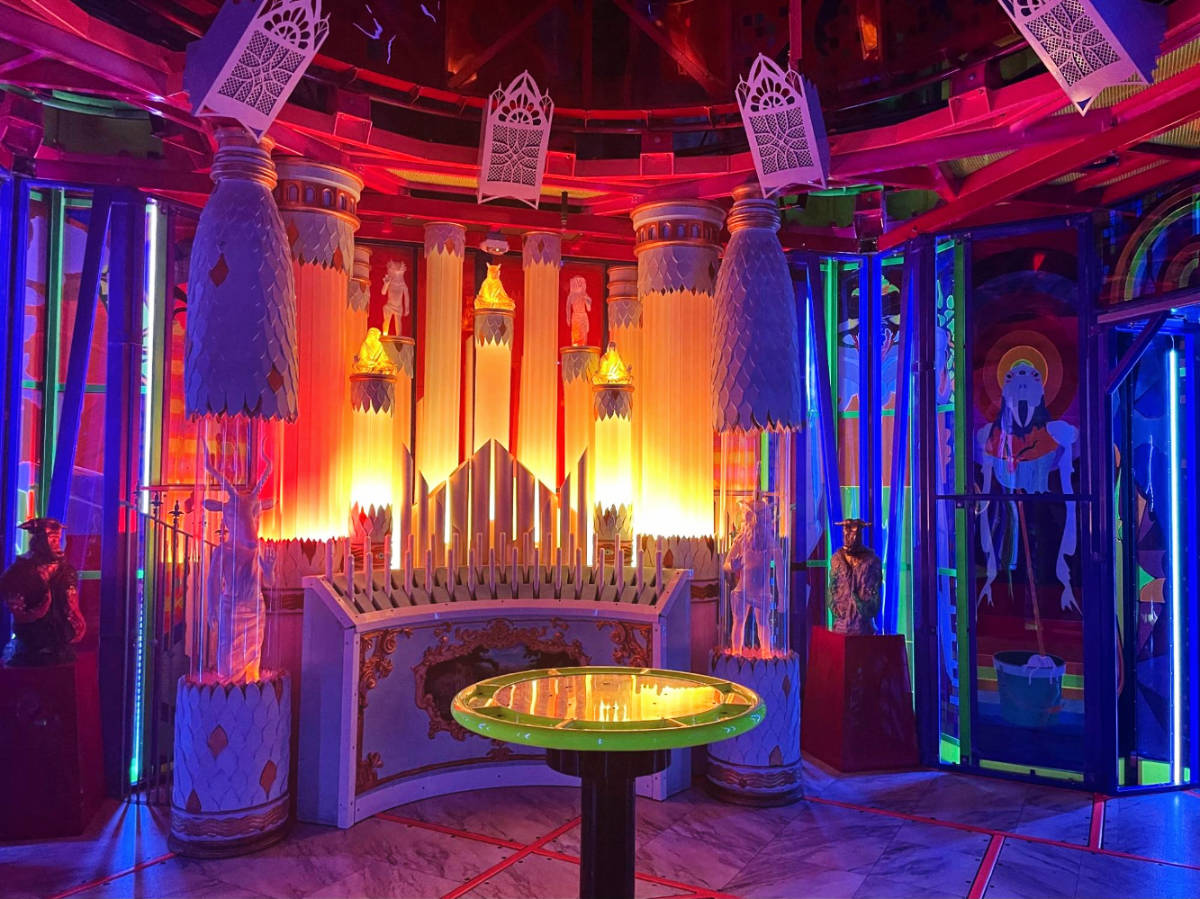One of the view the you can find inside Meow Wolf