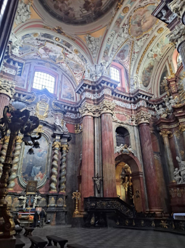 The Fara Poznanska Basilica from the inside