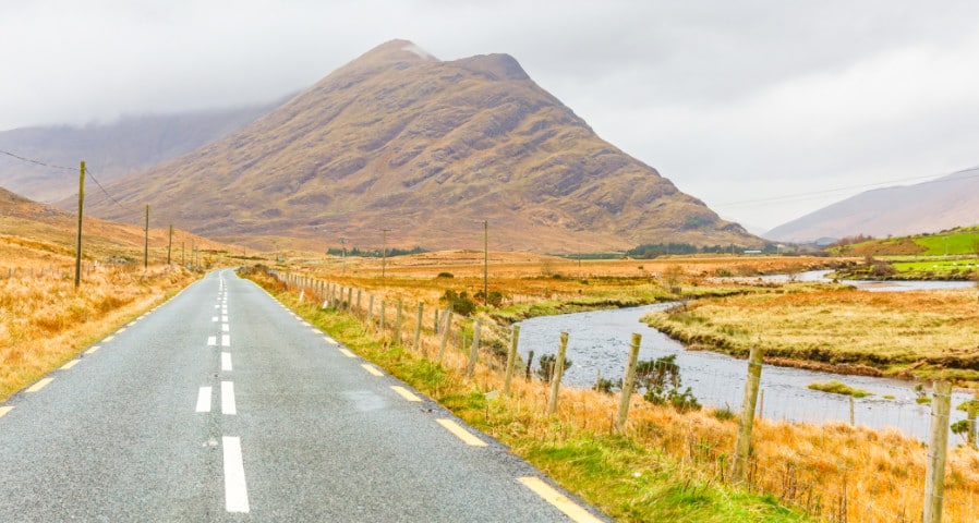 A road in Connemara