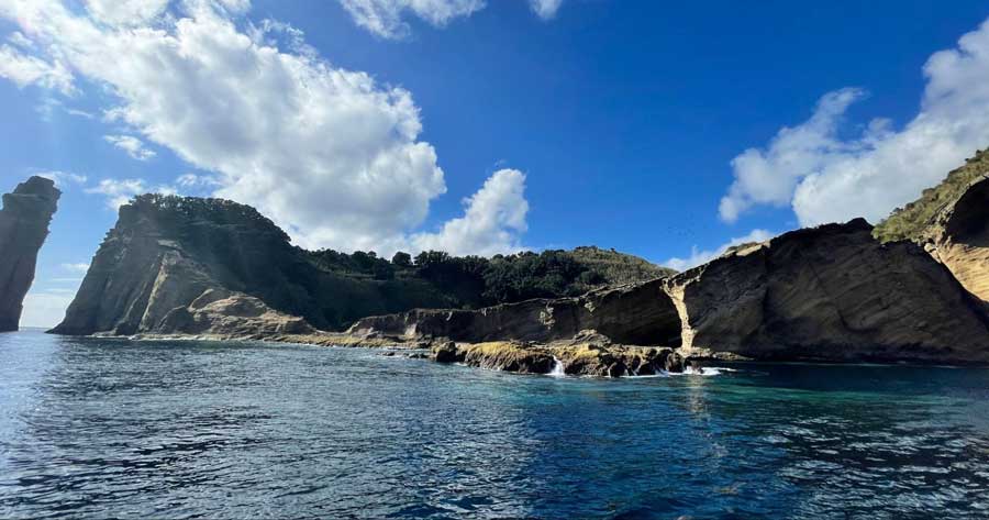 The Islet of Vila Franca do Campo under the clear blue sky