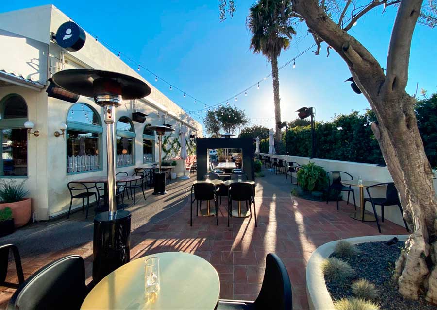 View from the outside of the Jeune et Jolie restaurant in Carlsbad