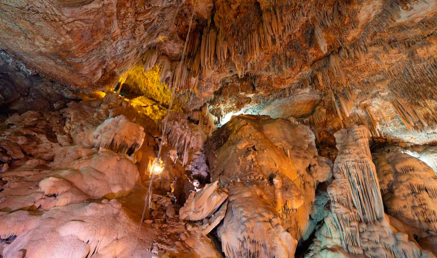 Stalagmites and stalactites inside the Kartchner Caverns State Park