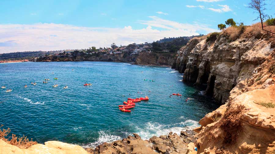 People kayaking in La Jolla Cove