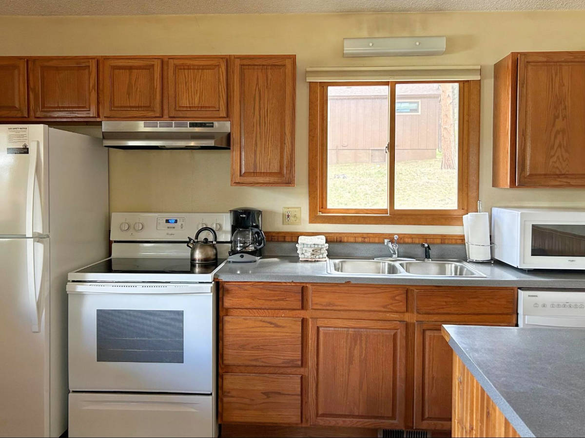 A full kitchen on a cabin in YMCA of the Rockies