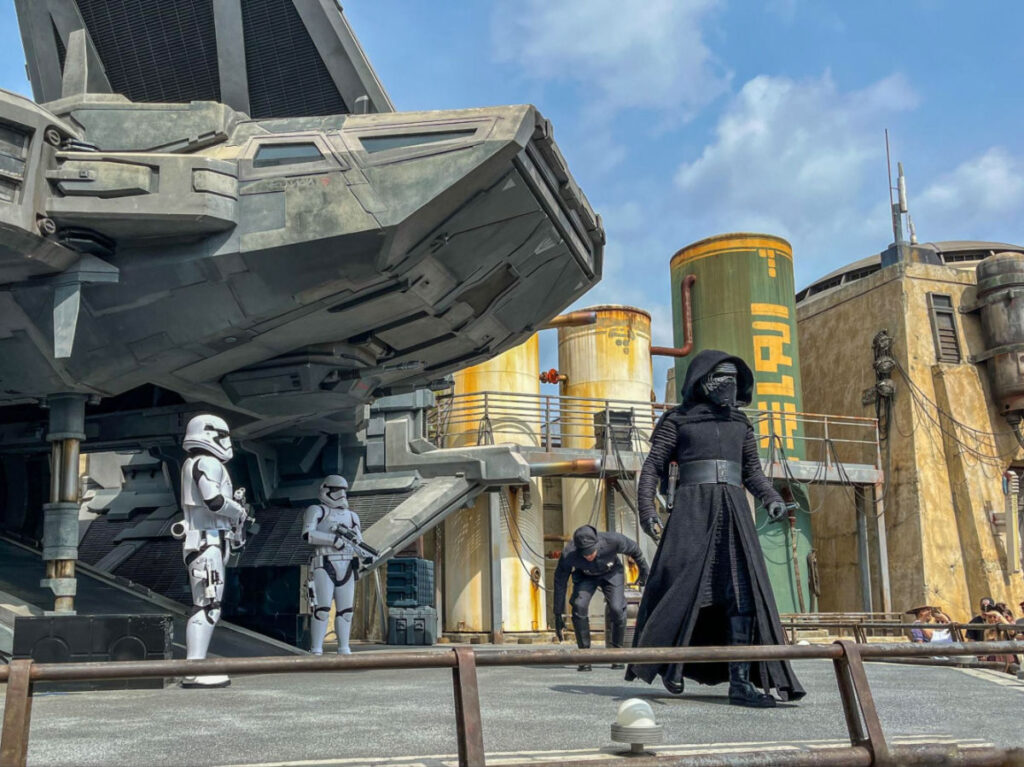 Kylo Ren and some stormtroopers on the stage